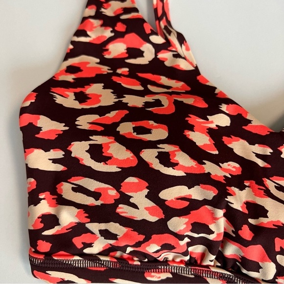 Aerie Goals Plunge neck sports bra Ladies size large
Maplewood print brown - Picture 3 of 6